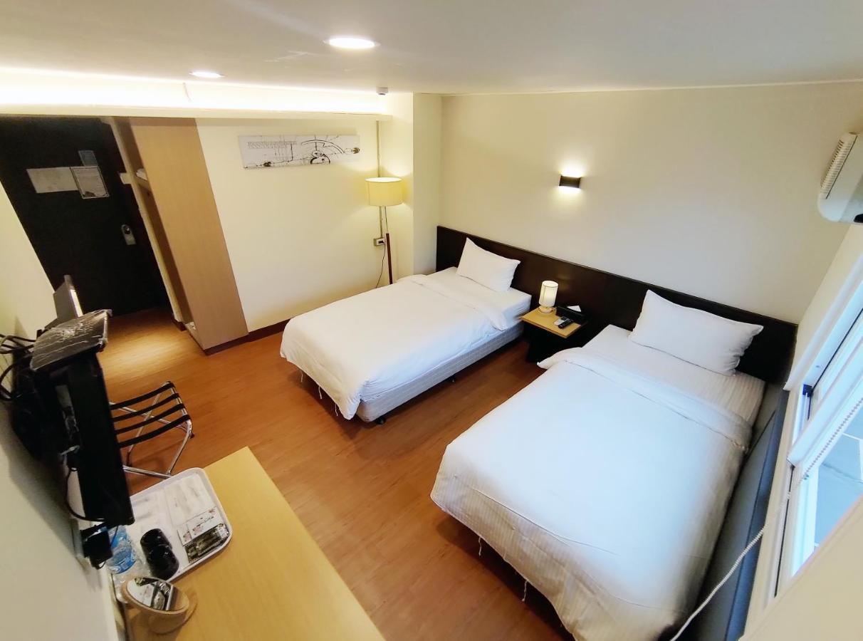 洋洲大飯店 Yangzhou Hotel T'ai-tung Buitenkant foto